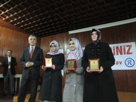 EKAD, DBS’de dereceye giren 48 öğrenciyi ödüllendirdi