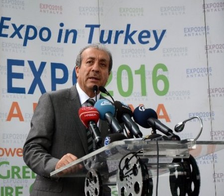 Eker: İTÜ, geri çektiği GDO'lu pirinç raporuyla ilk günki açıklamamı teyit etti