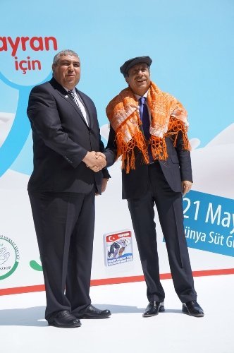 Eker: Süte verilen destek primi 9 kuruşa yükseltildi