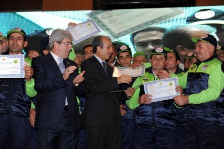 Eker: Sütte AB standartlarını yakalamak için üreticiye eğitim vereceğiz