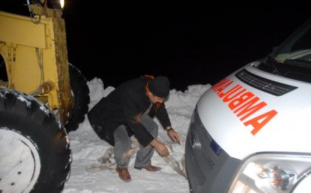 Ekipler, hastaları 8 saatlik operasyonla kurtardı