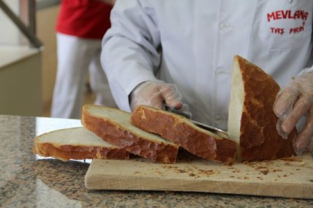 Ekmek israfına karşı farklı gramajlarda üretim önerisi