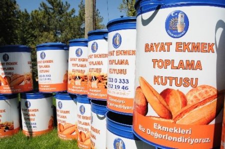 Ekmek israfının önüne 'ekmek toplama kutuları'yla geçilecek