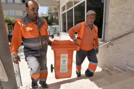 Ekmek toplama konteynerleri israfa önlem olacak