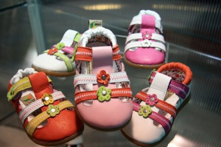 Ekolojik ayakkabılar İzmir Ayakkabı/Yaz Fuarı'nda görücüye çıktı