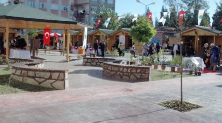 Ekolojik Pazar Hem Üreticileri Hem Tüketicileri Mutlu Ediyor