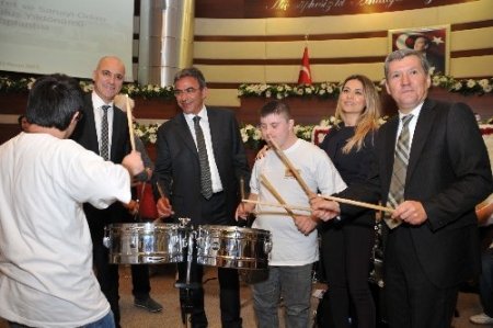 Ekonomik büyüme için otoyol ve hızlı tren şart