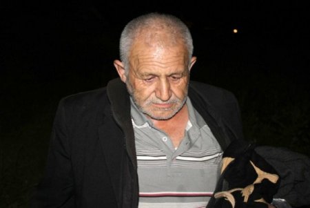 El frenini tam çekmeyince kamyonunu 5 metre aşağıda buldu