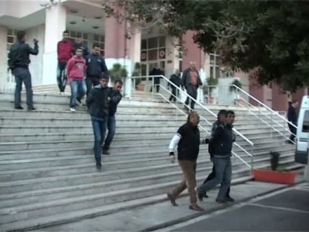 El Yapımı Bomba Yapanlar Tutuklandı