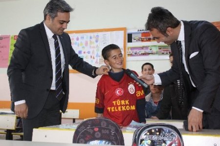 Elazığ depreminin simgesi Keko unutulmadı