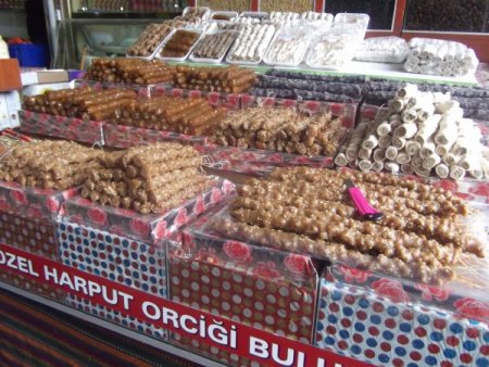 Elazığ Kapalı Çarşı'da Orcik alan bir daha alıyor