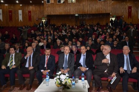 Elazığ'da Şeyhülmuharrir Ahmet Kabaklı’yı anma paneli düzenlendi