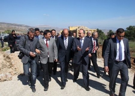 Elazığ'da yeni imar yolu çalışmalarına başlandı