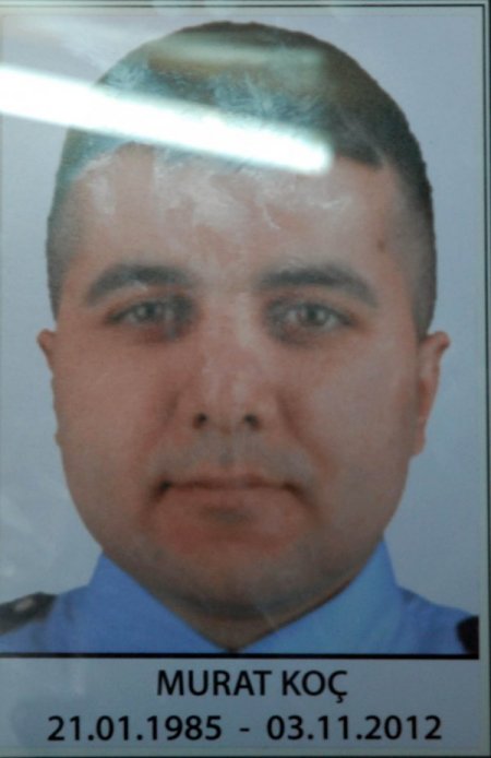 Elazığ'daki kazada hayatını kaybeden polis memuru İzmir'de toprağa verildi