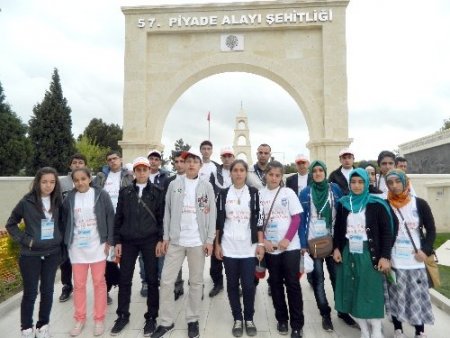 Elazığlı öğrenciler Çanakkale'yi gezdi