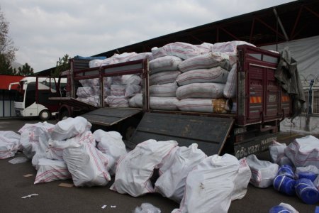 Elbistan'da 101 bin paket kaçak sigara yakalandı