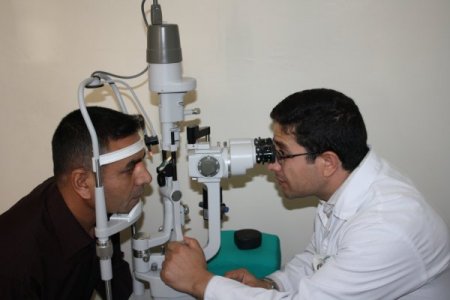 Elbistan'da görmeyen göz hamile bir bayandan alınan kordon zarıyla açıldı