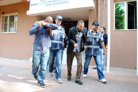 Elebaşı Felçli Uyuşturucu Şebekesi Çökertildi: 10 Gözaltı