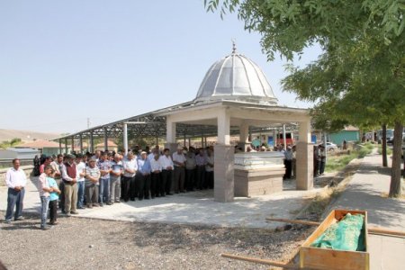 Elektrik Akımına Kapılarak Hayatını Kaybeden 2 Çocuğun Cenazesi Toprağa Verildi