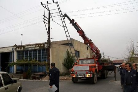 Elektrik Akımından Ölen İşçilerin Sayısı 3'e Yükseldi
