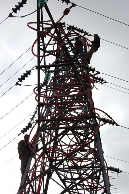 Elektrik trafo merkezinde kış öncesi güçlendirme çalışmaları yapıldı