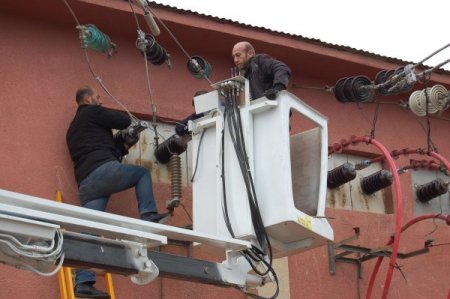 Elektrik trafo merkezinde kış öncesi güçlendirme çalışmaları yapıldı