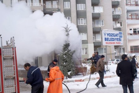 Elektrik Trafosunda Çıkan Yangın Korkuttu