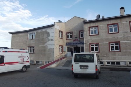Eleşkirt Devlet Hastanesi Tahliye Edildi