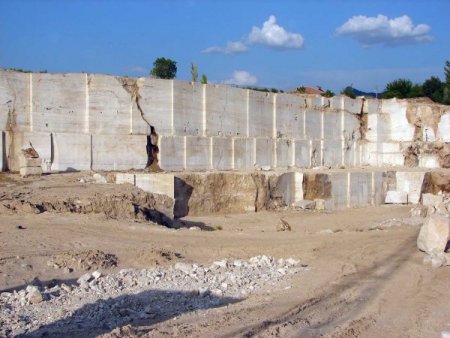 Elimizdeki Taşın Değerini Bilmiyoruz