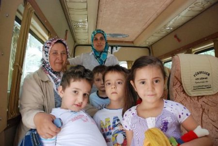 Elini Hamurdan Çekti, Direksiyon Başına Geçti