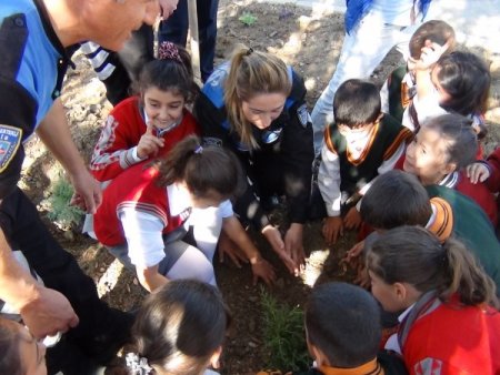 Elmadağ polisi öğrencileri uyarıyor