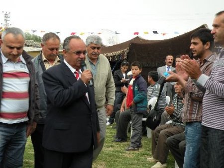 Elmalı'da Hıdırellez Şenlikleri Renkli Geçti
