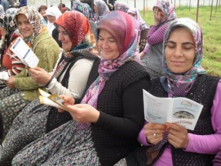 Elmalı'da tarla okulu projesi başladı