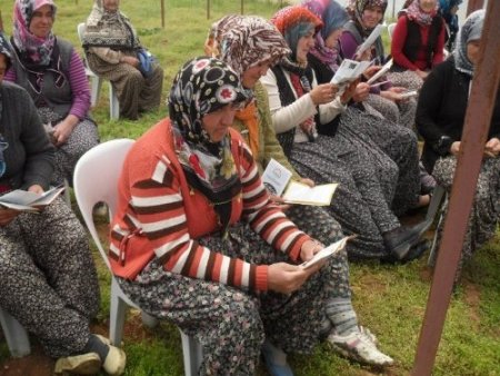 Elmalı'da tarla okulu projesi başladı