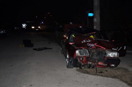 Elmalı'da trafik kazası: 2 ölü, 3 yaralı