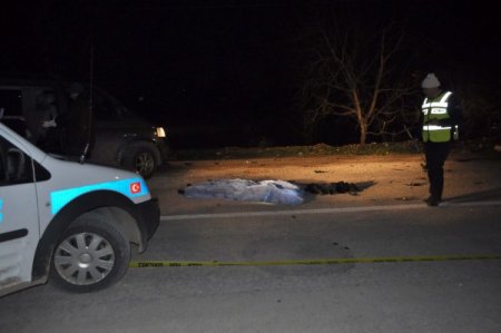 Elmalı'da trafik kazası: 2 ölü, 3 yaralı