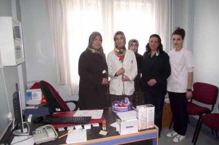 Elvander'den Kadın Hastalara Ziyaret