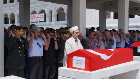 Emekli Albay Haşimoğlu, Son Yolculuğuna Uğurlandı