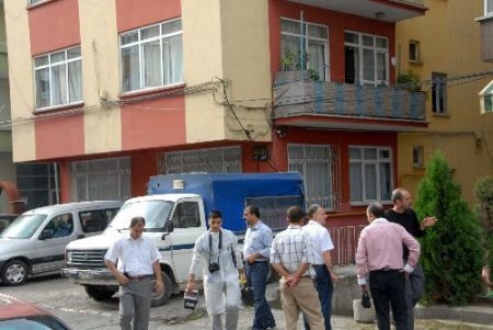 Emekli Astsubay, Birlikte Alkol Aldığı Oğlunu Tabancayla Vurarak Öldürdü