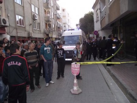 Emekli Denizci Astsubay Öldürüldü