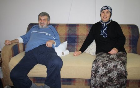 Emekli öğretmen çifte vefa ziyareti