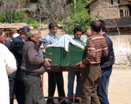 Emekli olduğu gün vefat etti