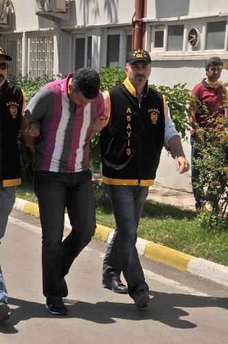 Emekli polisin ölümüne neden olan magandalardan biri yakalandı