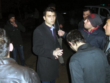 Emet'te İnşaat İşçilerinin Pkk Bayrağını Açtığı İddiası Halkı Galeyana Getirdi