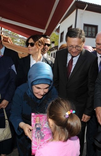 Emine Erdoğan, Hamamönü’nü gezdi