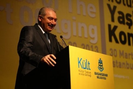 Emine Erdoğan: Yaşlılar toplumun kutup yıldızıdır