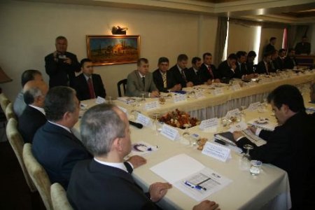 Emniyet Genel Müdürlüğü Kom Dairesi Başkanı Pek: 10 Ayda 32 İlde Çetelere Yönelik 150 Operasyon Gerçekleştirildi