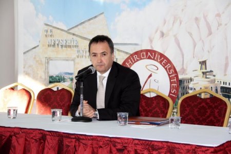 Emniyet Müdürü, üniversite öğrencileri ile buluştu