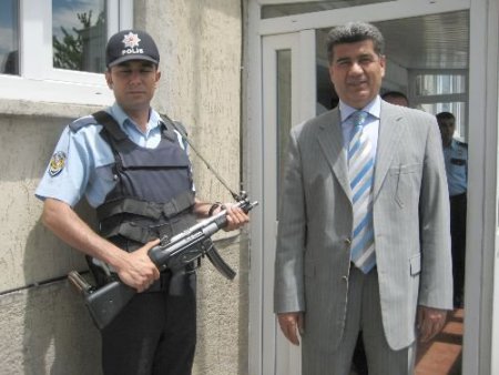 Emniyet Müdürü Çelik, Pasinler İlçe Emniyet Müdürlüğü'nü Denetledi