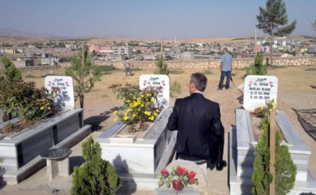 Emniyet Müdürü Güven, terör mağduru kızları unutmadı